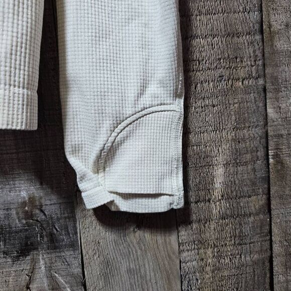 Athleta Momentum Cream Metallic Waffle Knit Top - Picture 4 of 7